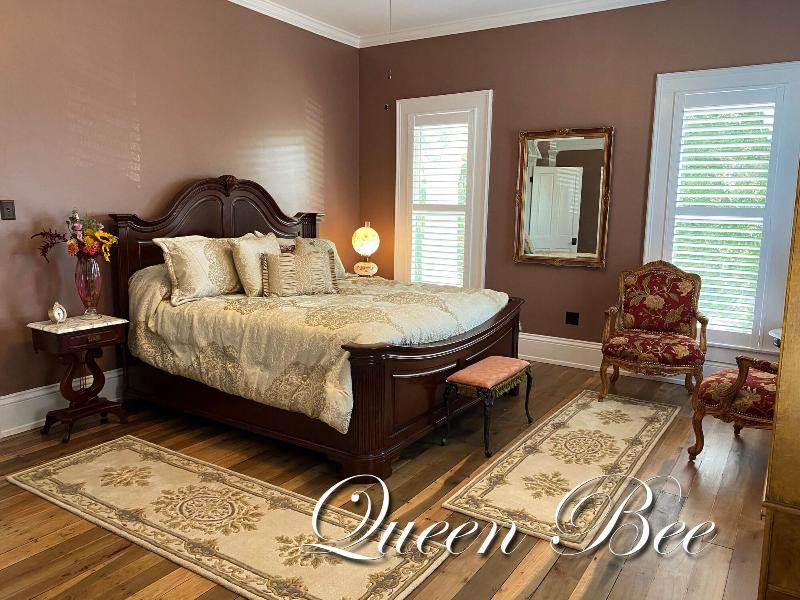 Belle Louise Historic Guest House image
