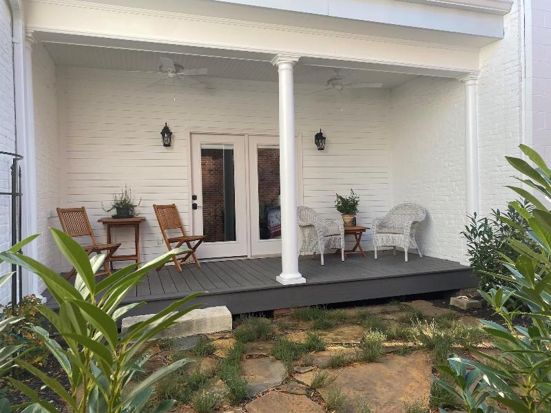 Belle Louise Historic Guest House image