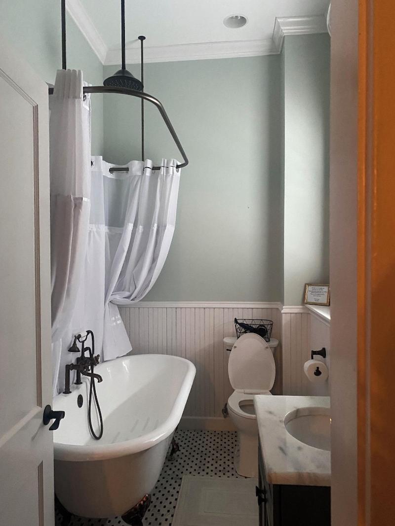 Belle Louise Historic Guest House image