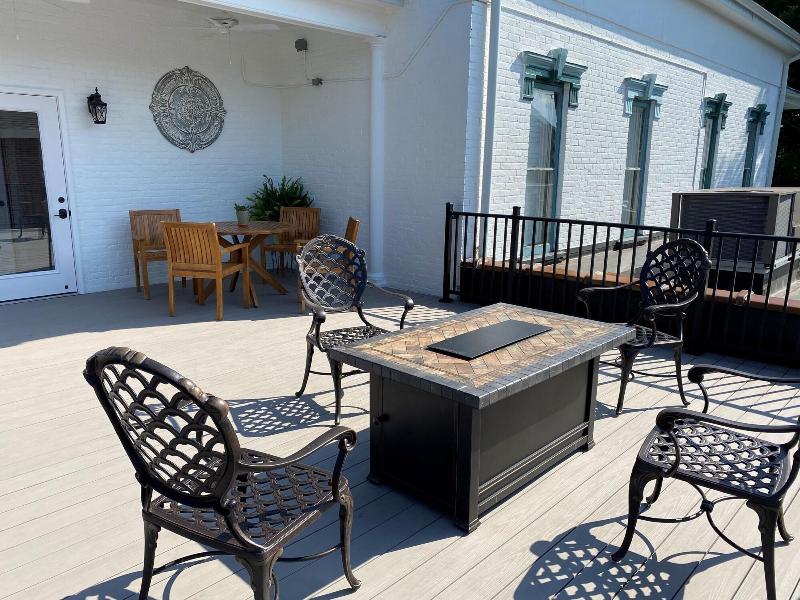 Belle Louise Historic Guest House image