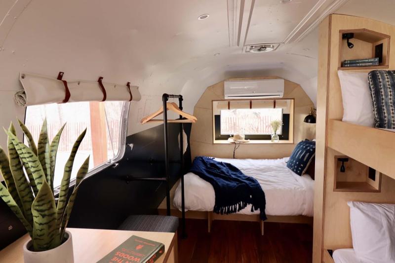 The Amigo Motor Lodge image