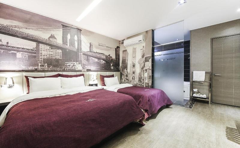 Lexy Hotel image