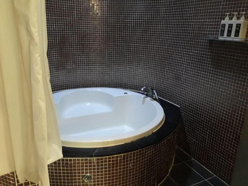 Lexy Hotel image