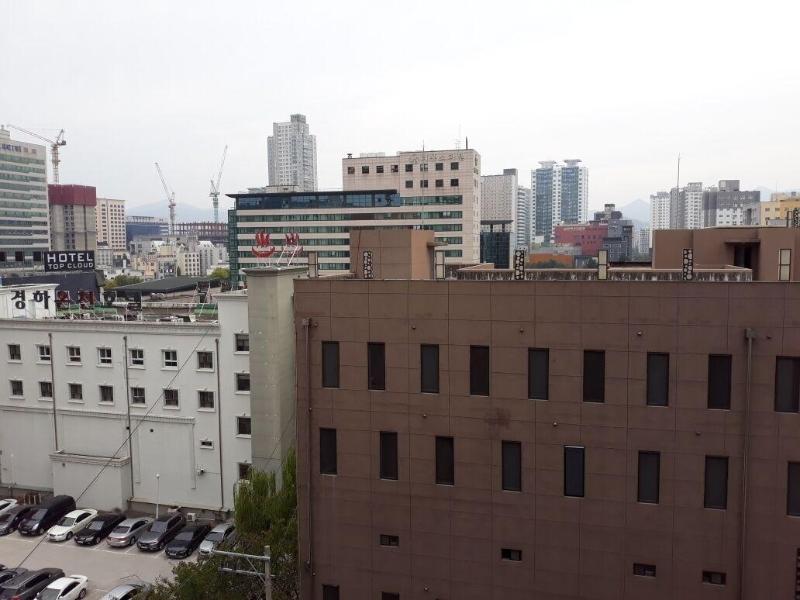 Lexy Hotel image