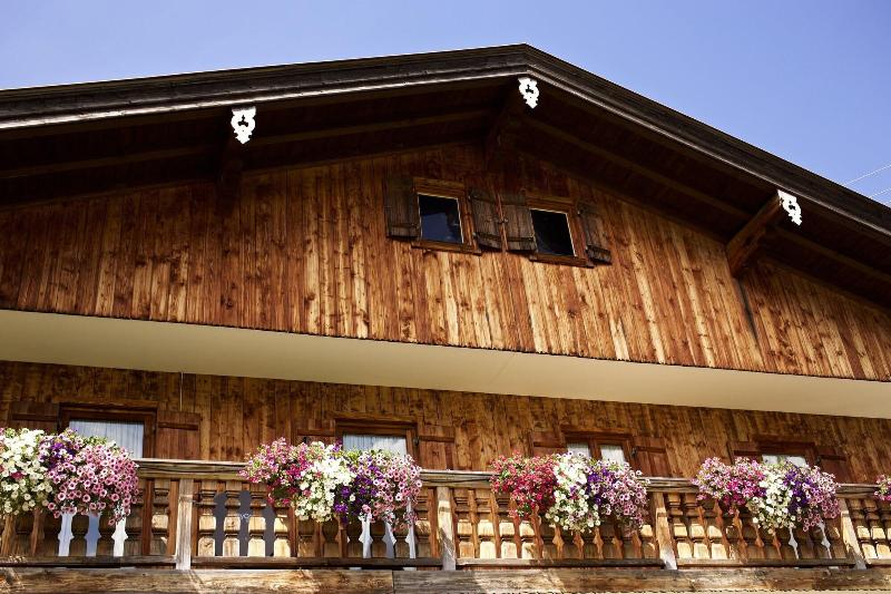 Berghotel Altes Wallberghaus image