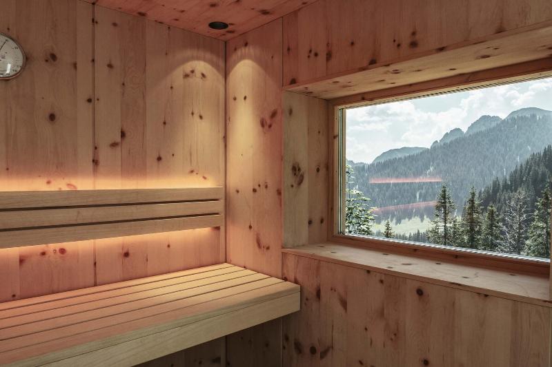 Berghotel Altes Wallberghaus image