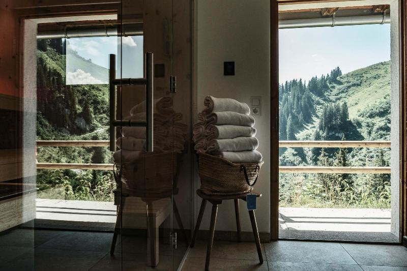 Berghotel Altes Wallberghaus image