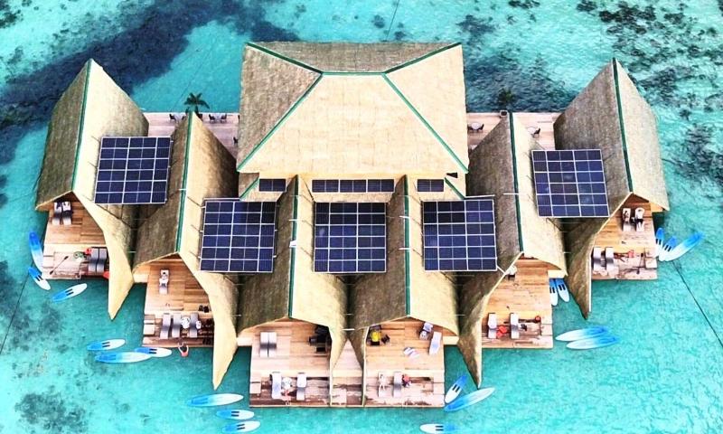 Paolyn Floating House Restaurant