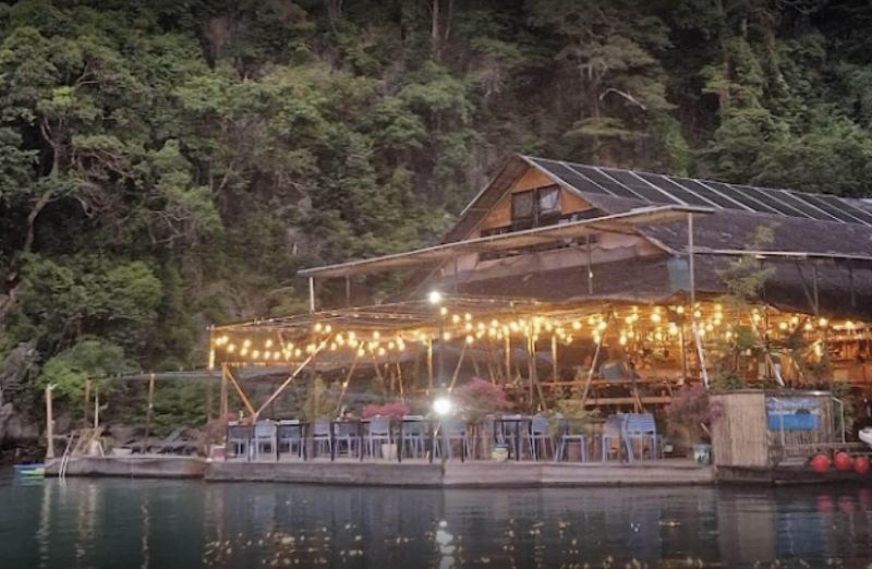 Paolyn Floating House Restaurant