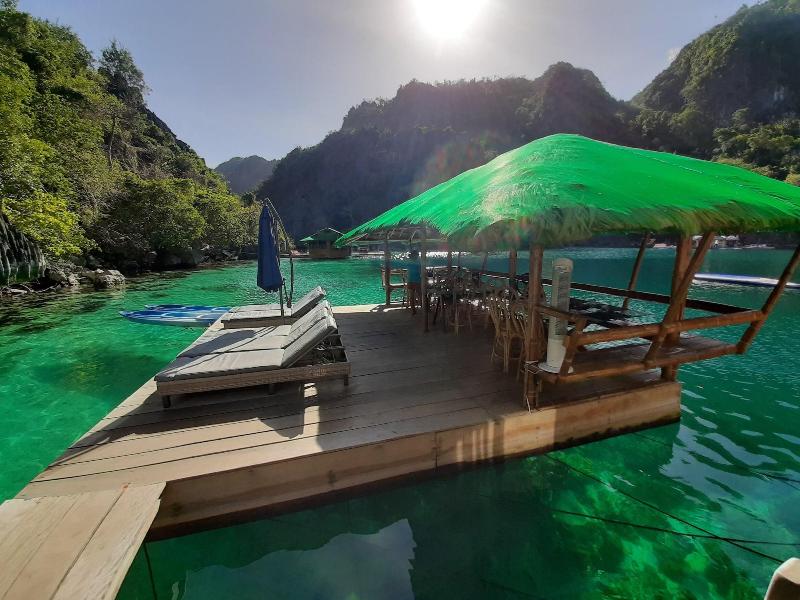 Paolyn Floating House Restaurant