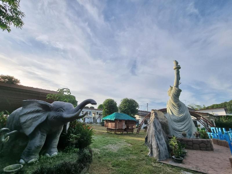 Libertyland Waterpark Resort by Cocotel image