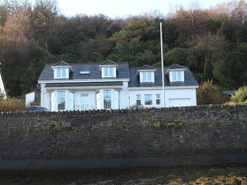 Clyde View Bed & Breakfast image