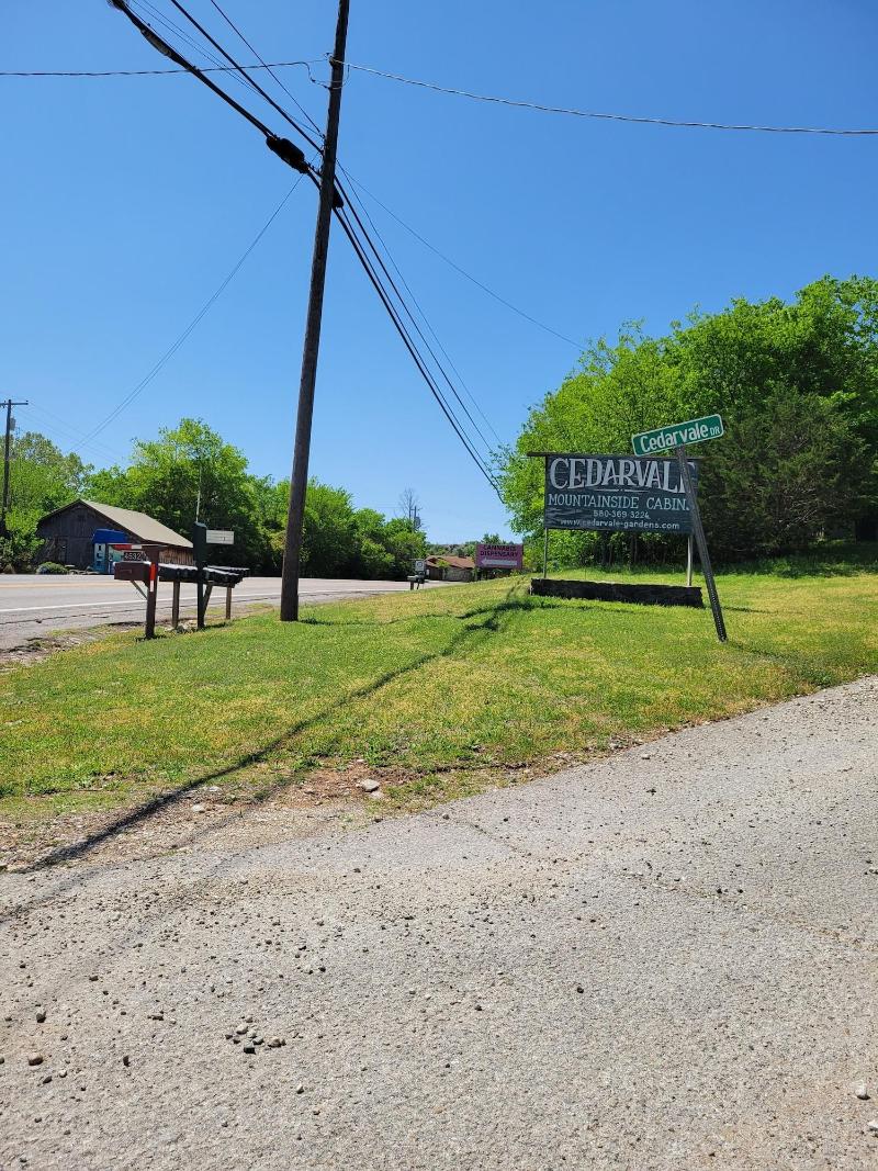 Cedarvale Cabins at Turner Falls, Davis