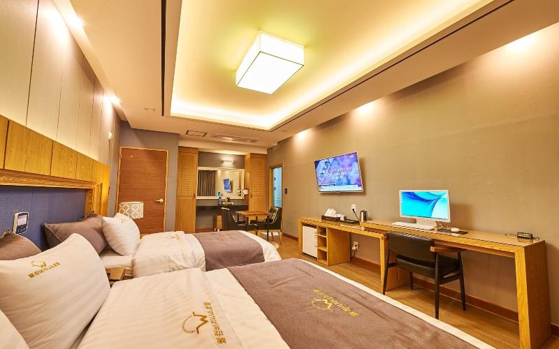 Naju Welcome Business image