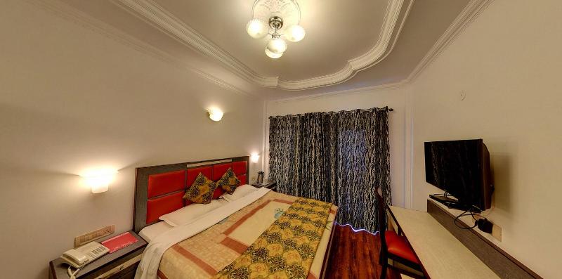 Hotel Shilton by Royal Collection image