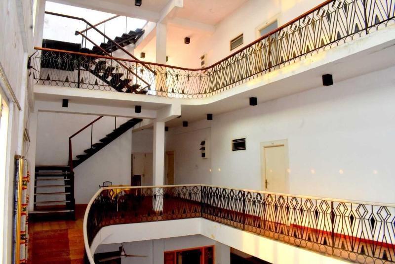 Cosy Hotel & Restaurant