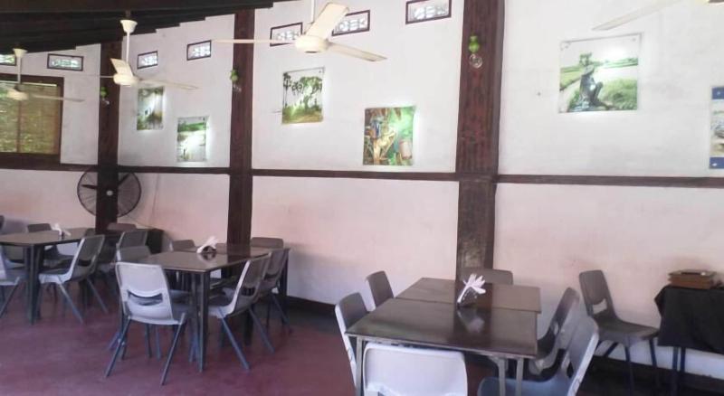 Cosy Hotel & Restaurant