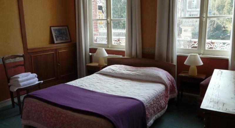 HÃ´tel Henri IV image