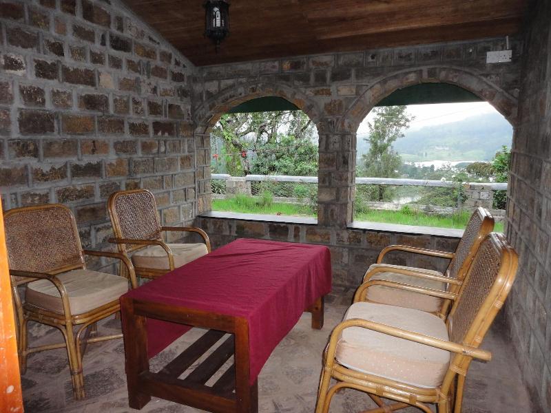 Castlereigh Holiday Bungalow image