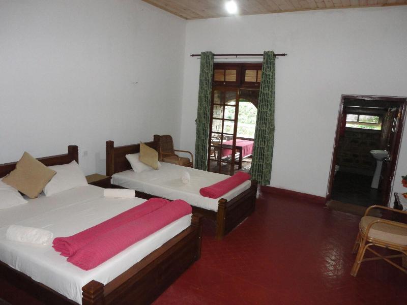 Castlereigh Holiday Bungalow image