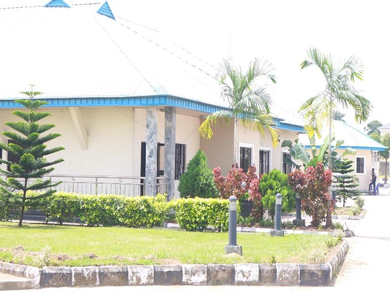 L & L Executive Hotels and Suites image