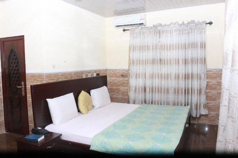 L & L Executive Hotels and Suites image