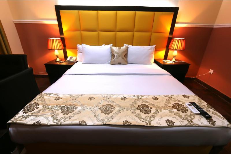 Landmark Hotel image