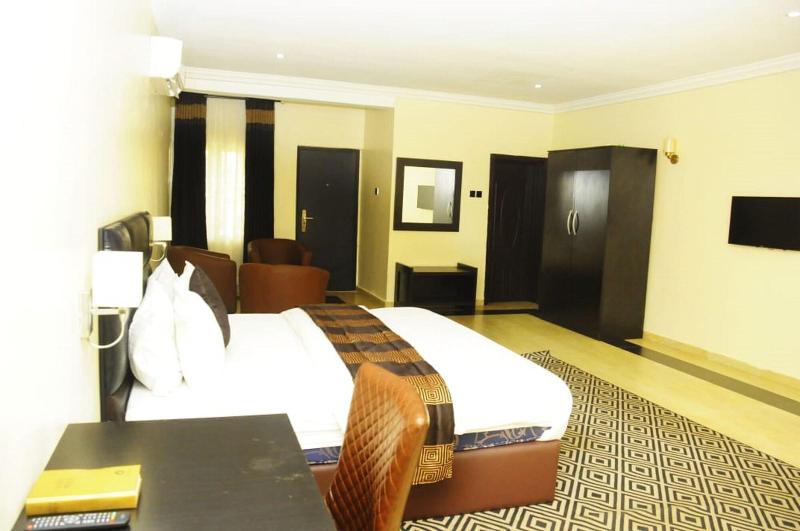 Fresh Spring Hotels & Towers image