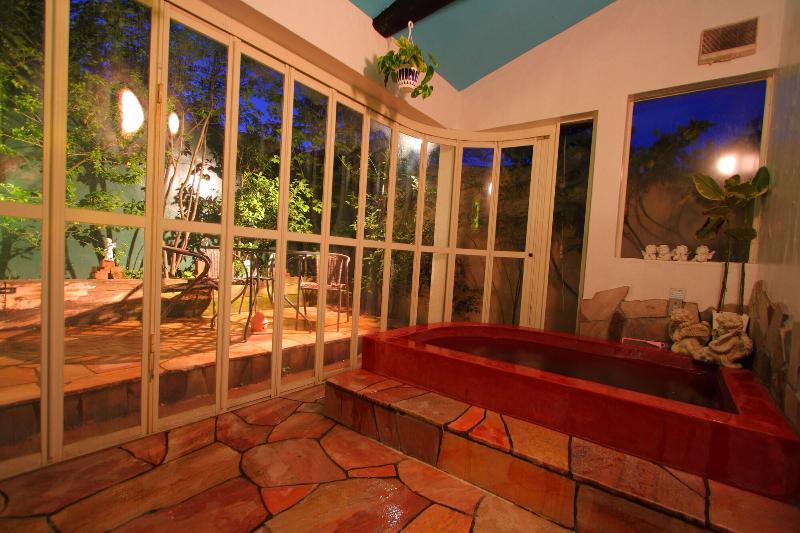Scotch Court image