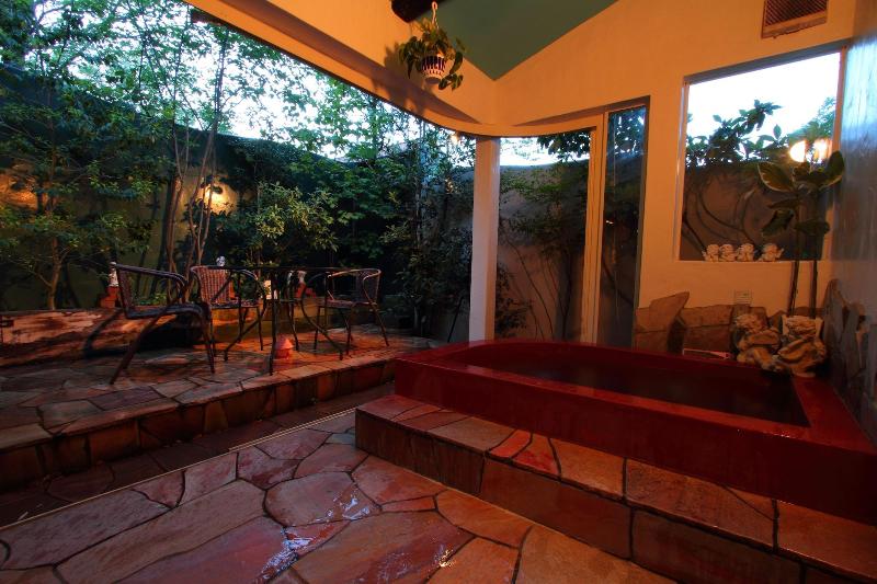 Scotch Court image