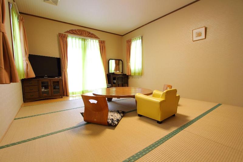 Scotch Court image