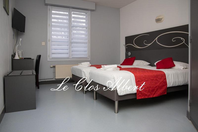 Le Clos Albert image