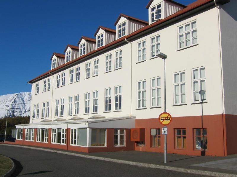 Holar Cottages and Apartments