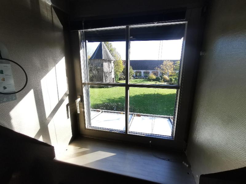La Cour d'Hortense image