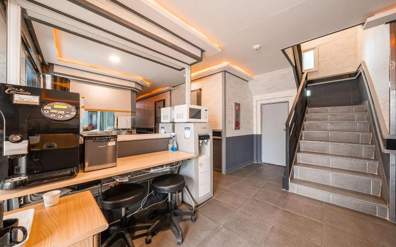 Banghwa Bank Motel image