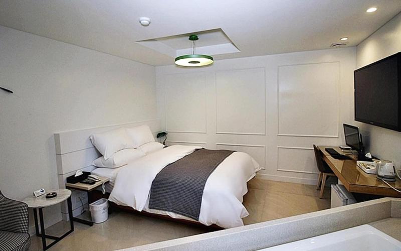 Hapjeong Circle Hotel image