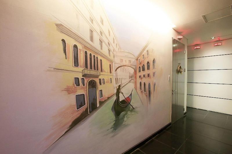 Suyu Solid Hotel image