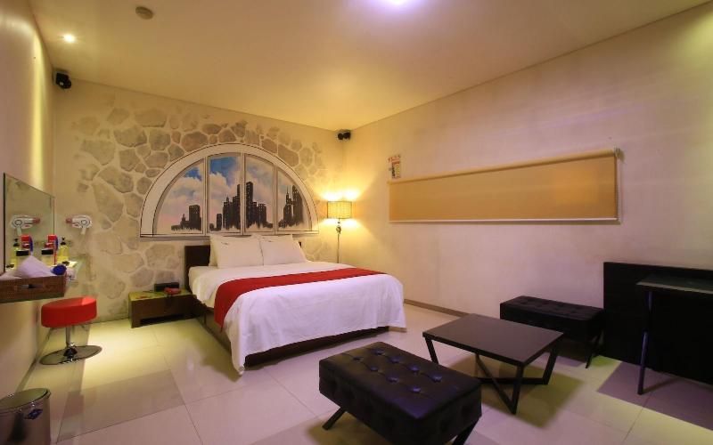 Suyu Solid Hotel image