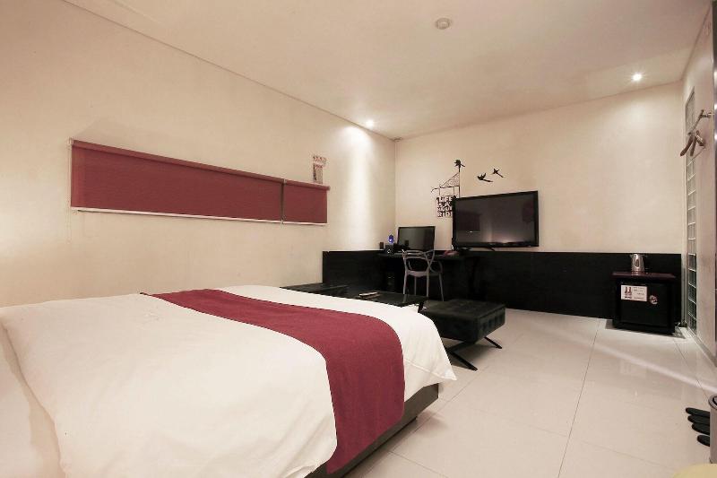 Suyu Solid Hotel image