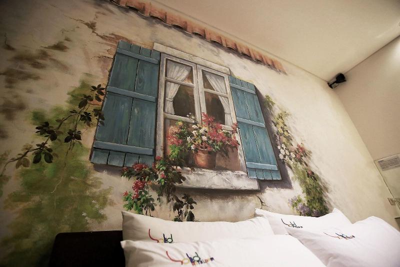 Suyu Solid Hotel image
