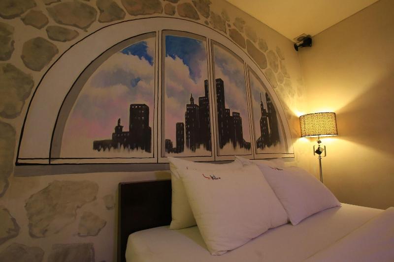 Suyu Solid Hotel image