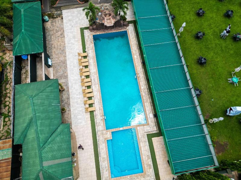 St. Regis Hotels & Resorts