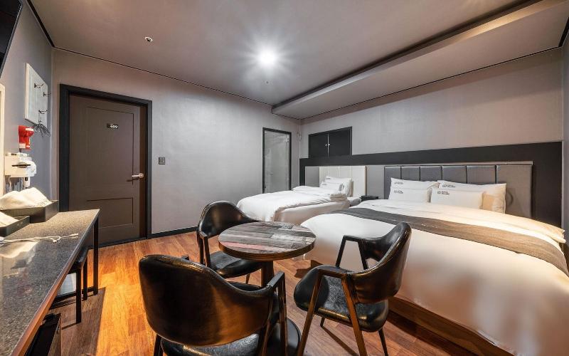 Bundang Yatap You and Me Hotel image