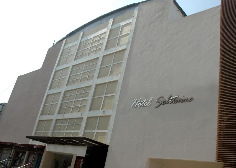 Hotel Solitaire — exterior view