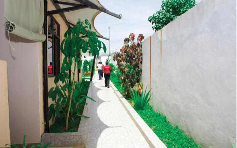 Distinctions Gardens Guest House