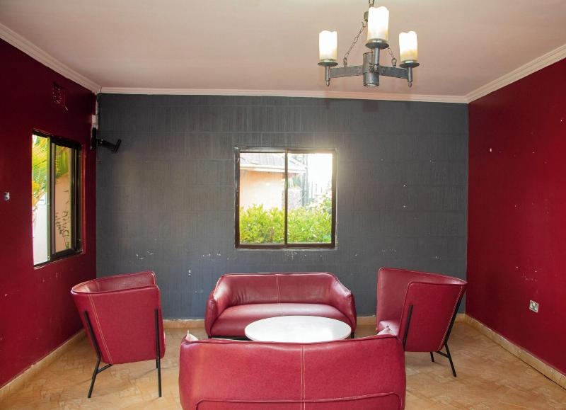 Distinctions Gardens Guest House