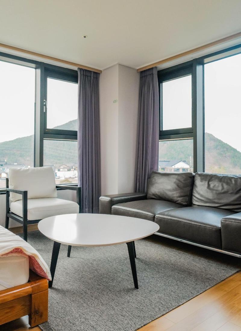 Sancheong Korean Medicine Family Hotel image