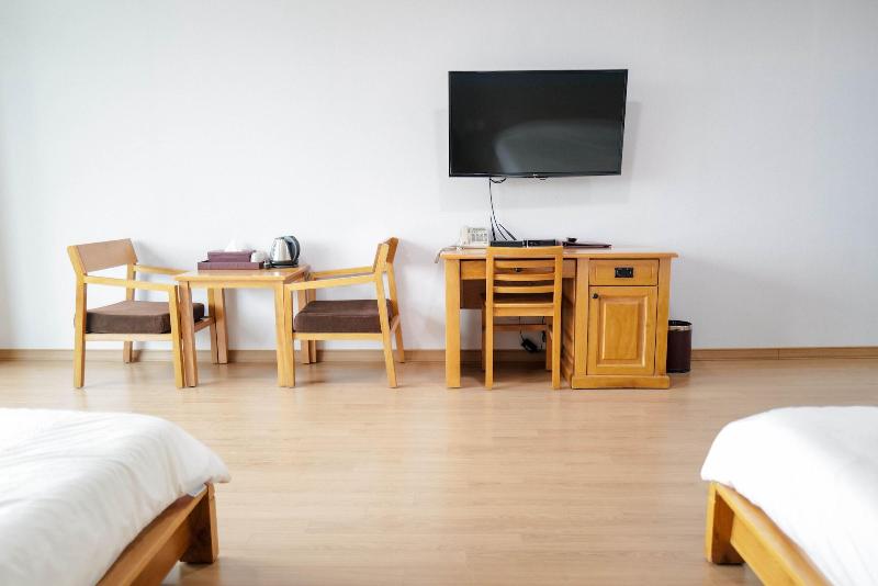Sancheong Korean Medicine Family Hotel image
