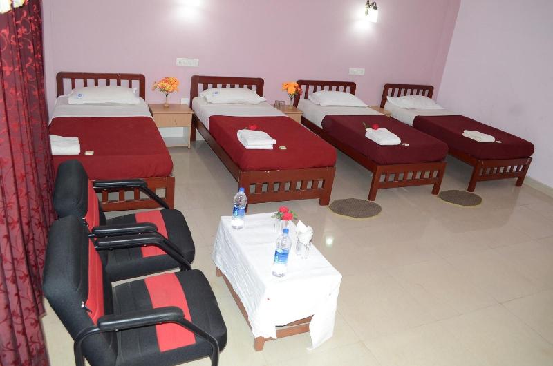 KSTDC Hotel Mayura Chalukya Badami — photo 3
