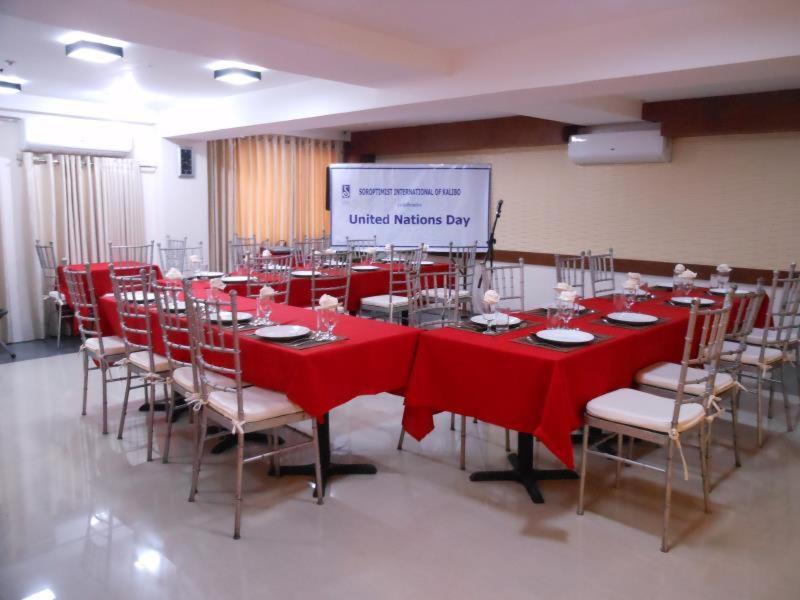Royal Suites Condotel image